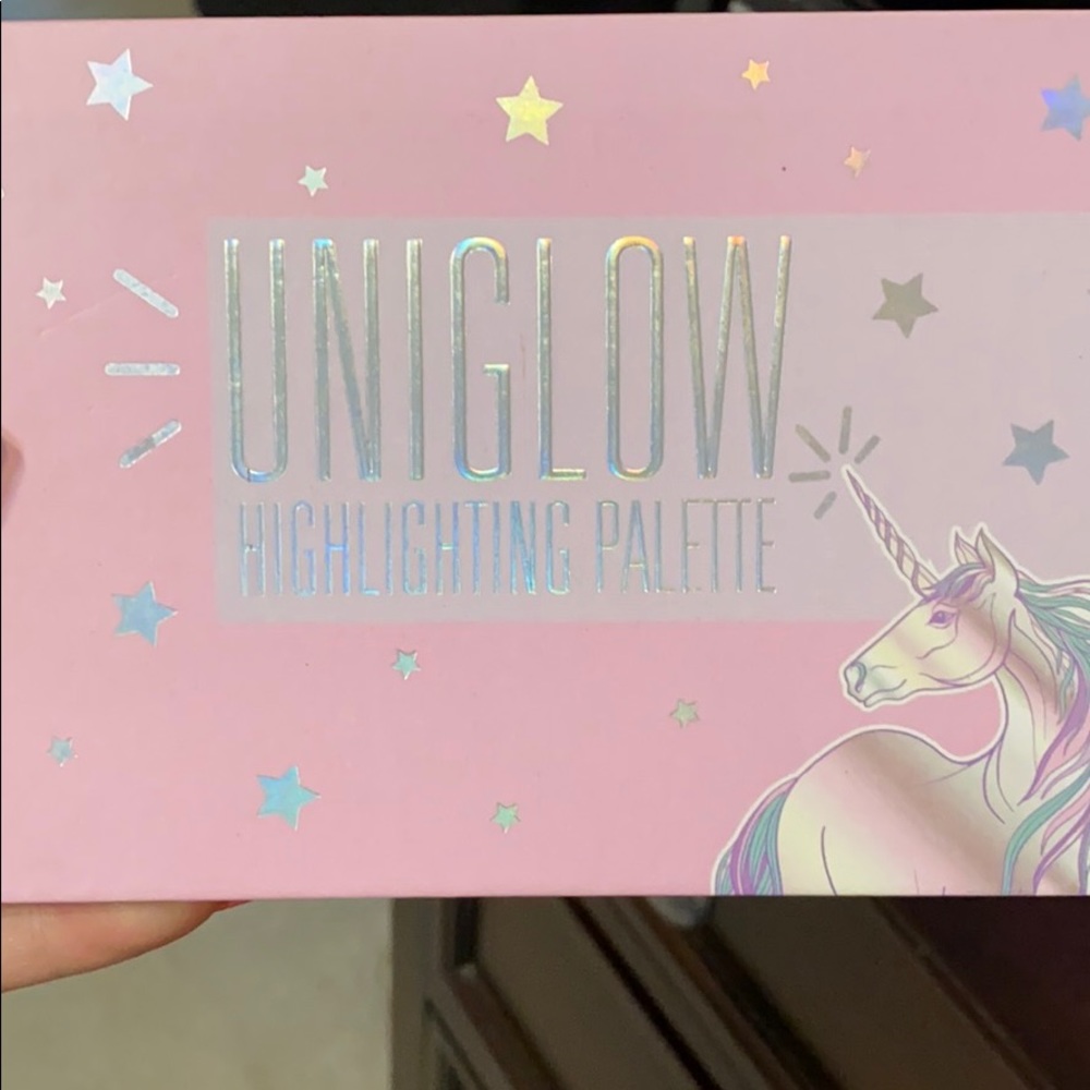 Makeup palettes